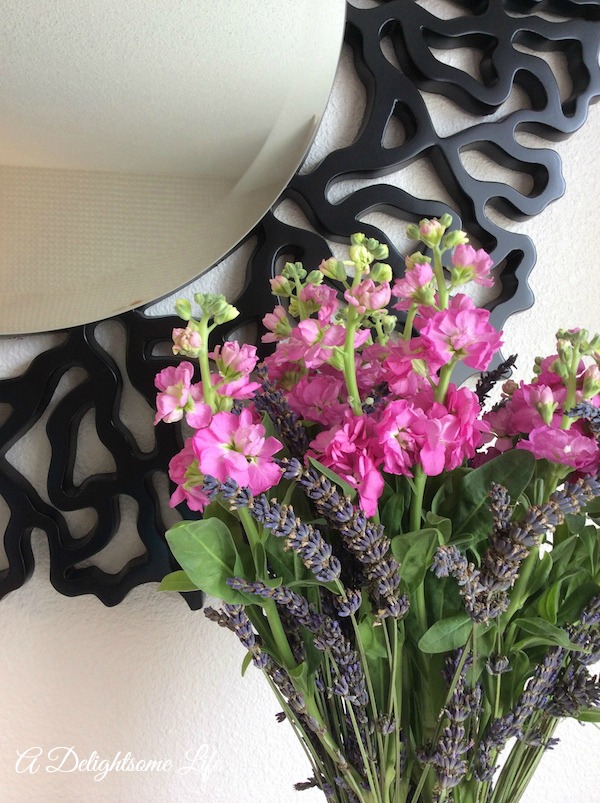 A-DELIGHTSOME-LIFE-HAVEN-CONFERENCE-FLOWERS